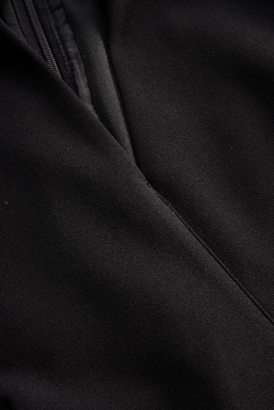 Claribel | Eleganta Midi Klänningar