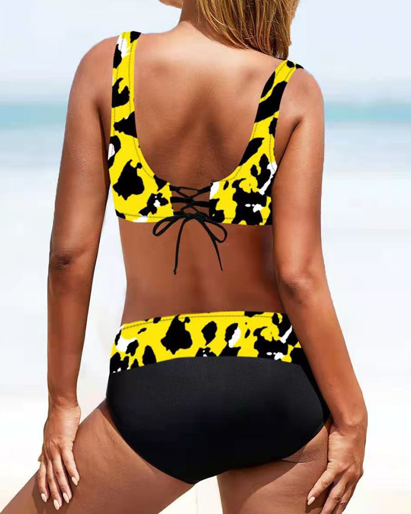 Sara™ | Glad och Färgglad Bikini