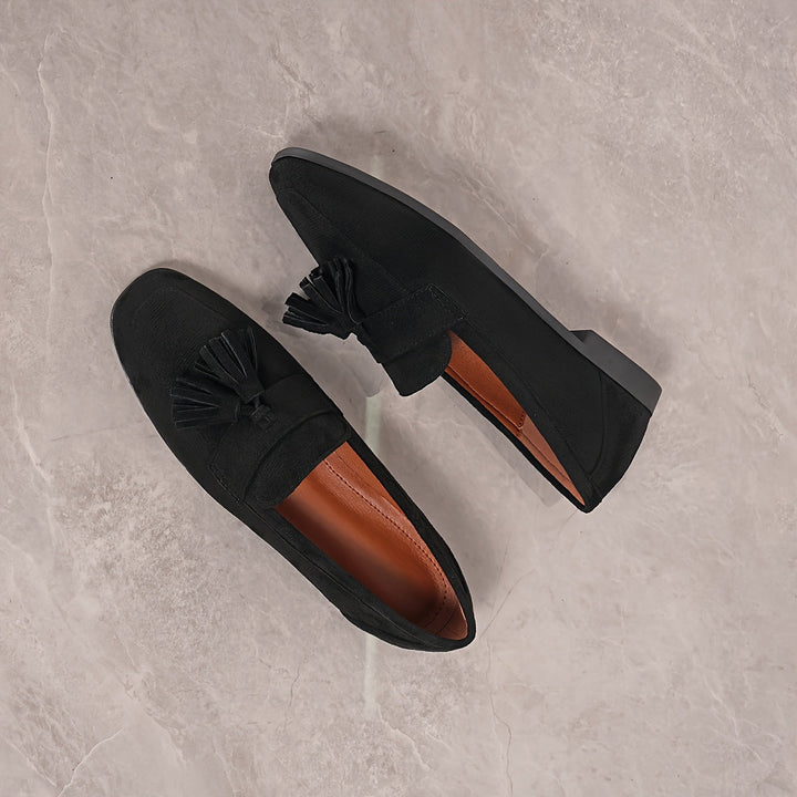 Soléna | Stabila Loafers med Tofsar