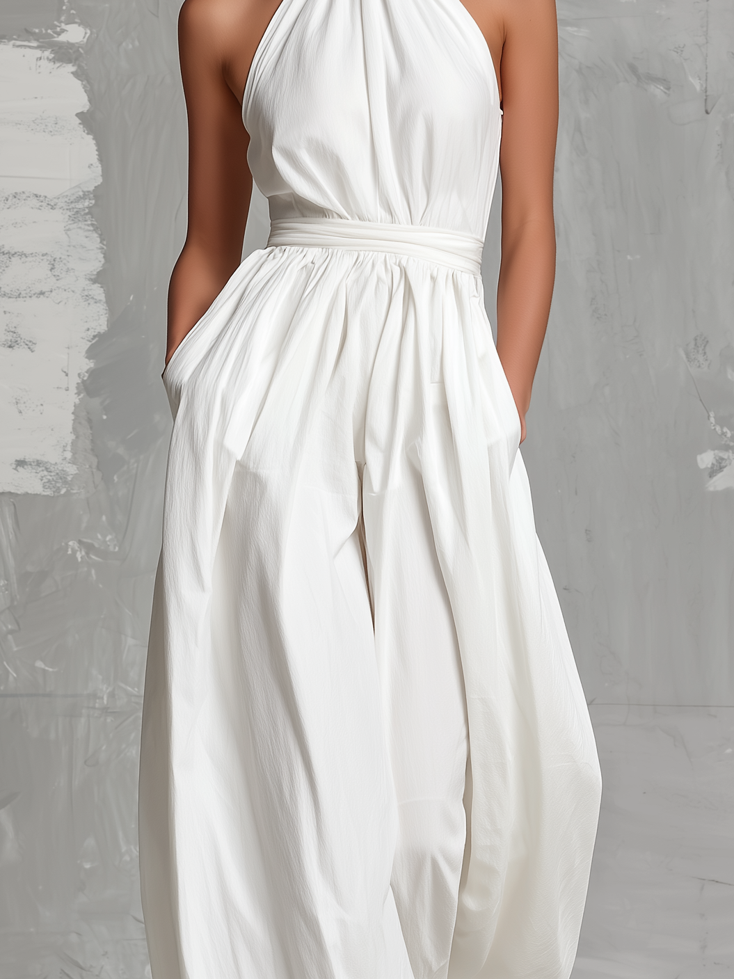 Zoltán | Elegant Vit Vävd Ärmlös Halterneck Overall