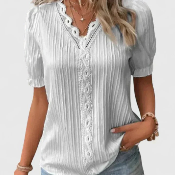 Avienne | Elegant V-ringad Blus