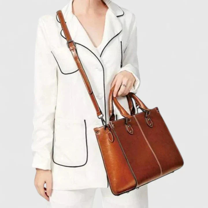 Avah | Elegant Handväska