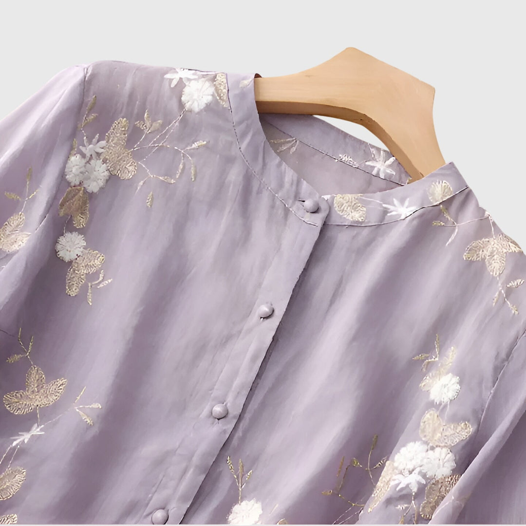 Nellie™ | Elegant Topp med Broderade Blommor